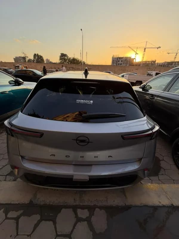 أوبل موكا 2026 جي اس لاين رمادي أوتوماتيك — جديدة