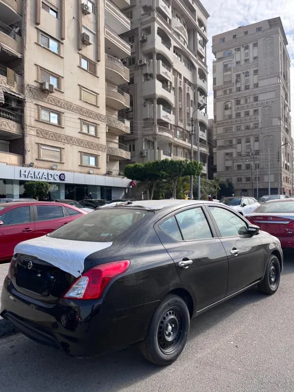 نيسان صني 2026 اول فئه أسود أوتوماتيك — جديدة