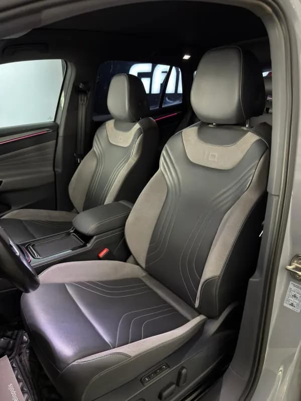 Volkswagen ID 4 Pro 2023 High-Line Nardo Gray Automatic — Used