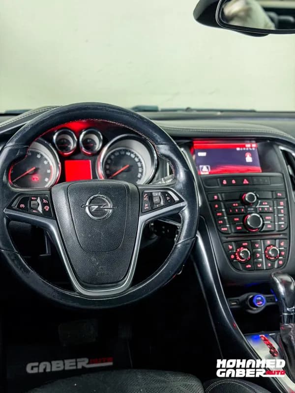 Opel Cascada 2017 Highline Champagne Automatic — Used