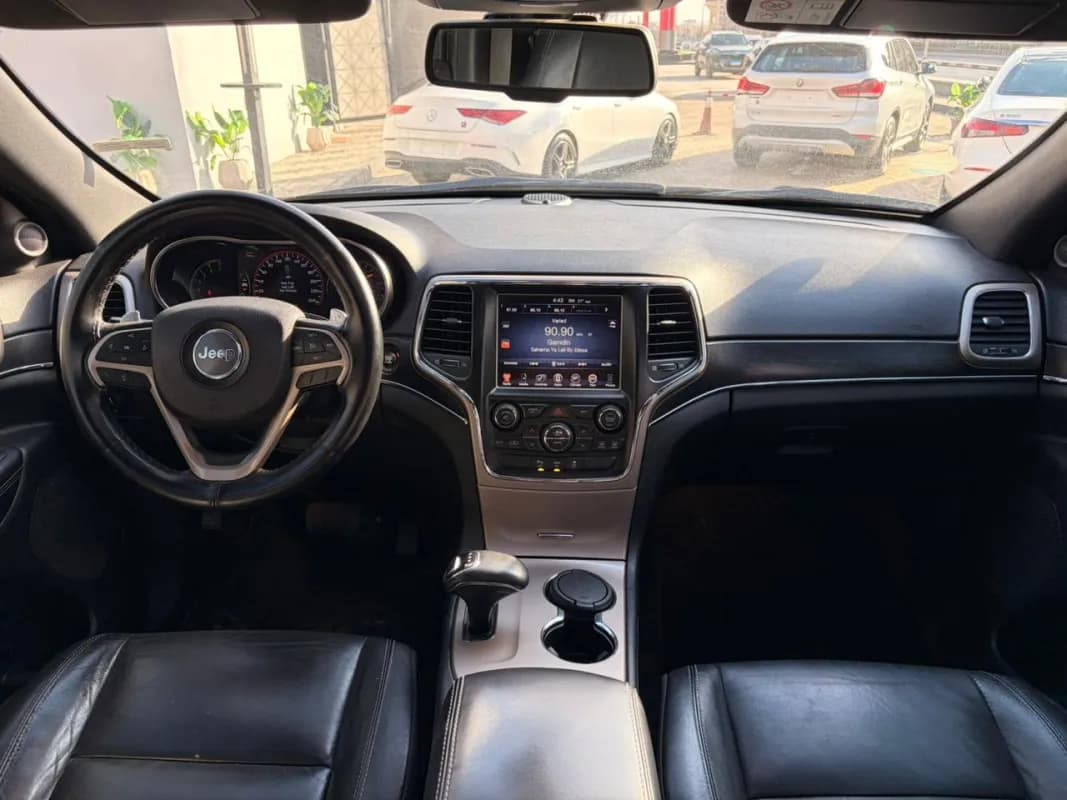 Jeep Grand Cherokee 2015 Limited Gray Automatic — Used