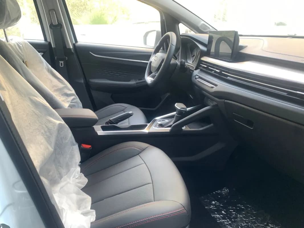 جيلي جي اكس 3 برو 2026 ايه /تي بريميوم أبيض فتيس متغير السرعات باستمرار — جديدة