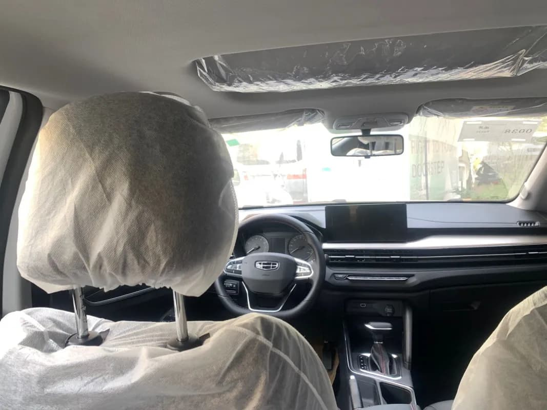 جيلي جي اكس 3 برو 2026 ايه /تي بريميوم أبيض فتيس متغير السرعات باستمرار — جديدة