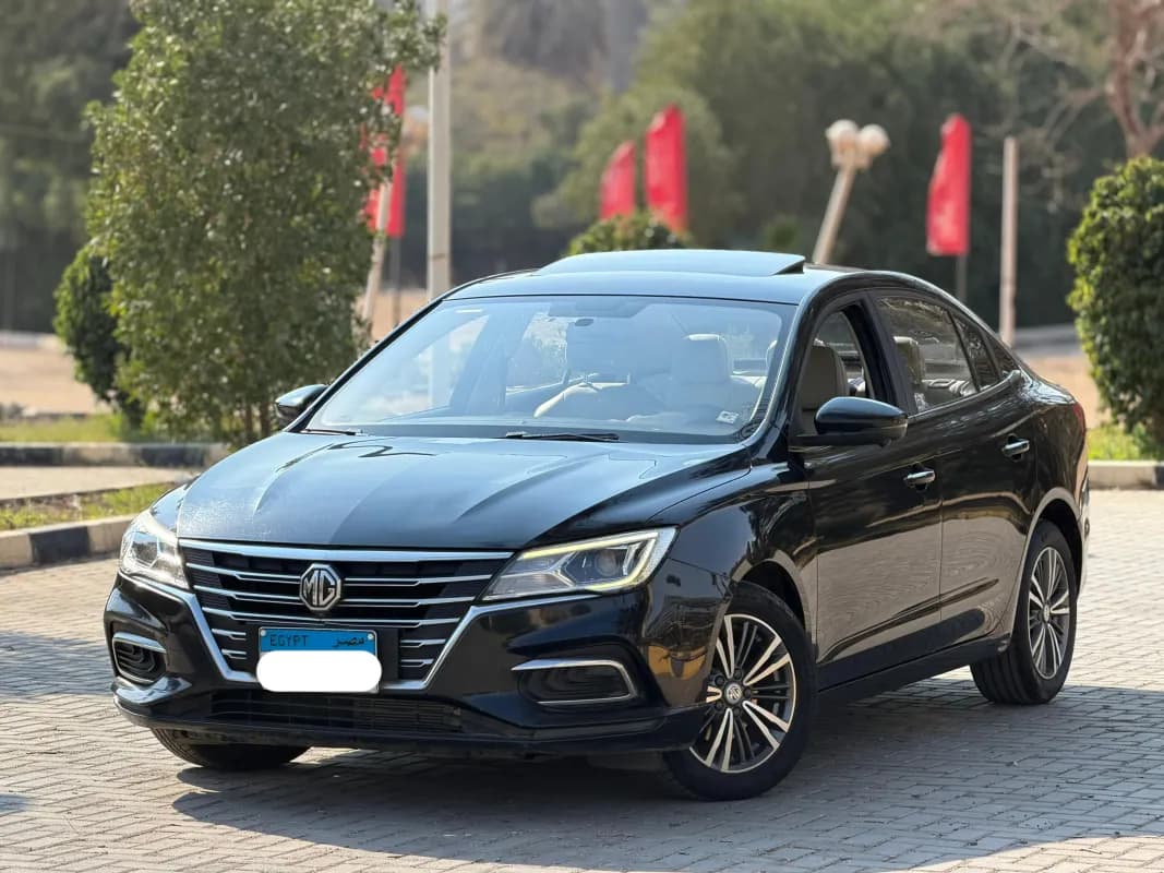 MG 5 2024 Luxury Black Automatic — Used