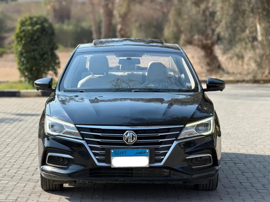 MG 5 2024 Luxury Black Automatic — Used