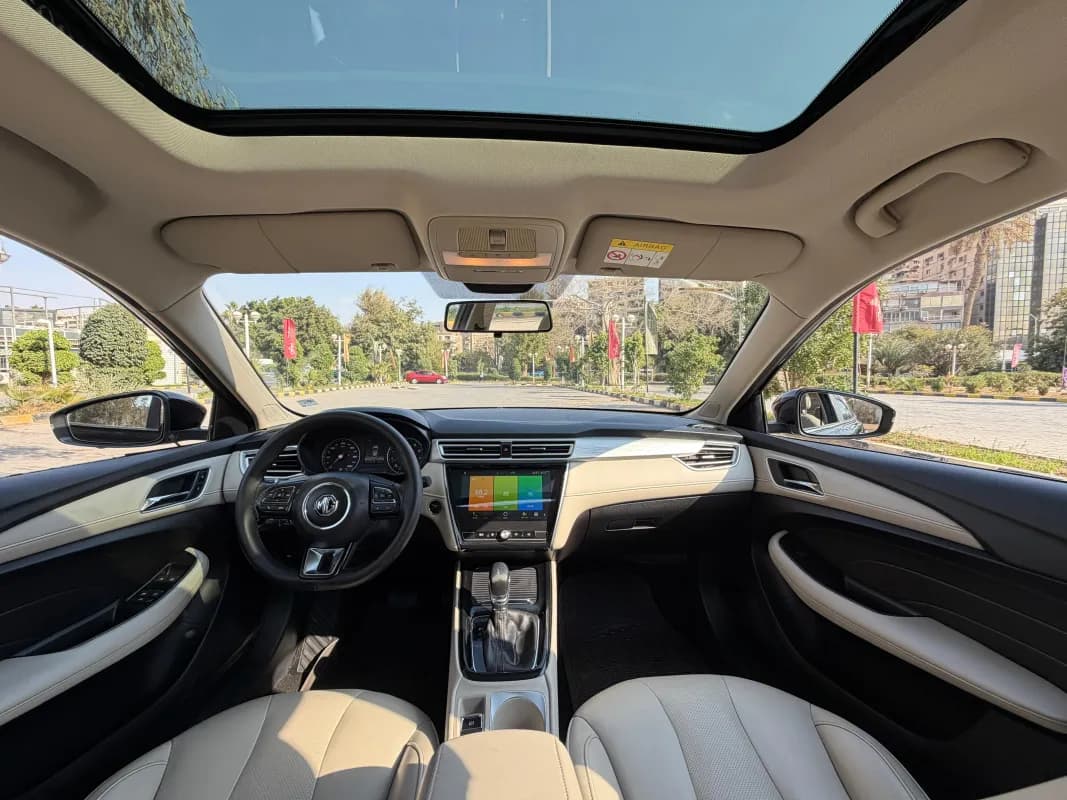 MG 5 2024 Luxury Black Automatic — Used