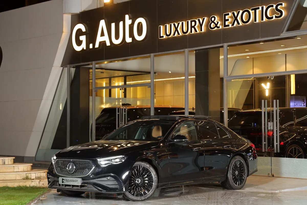 مرسيدس بنز E200 2026 ايه ام جي أسود أوتوماتيك — جديدة