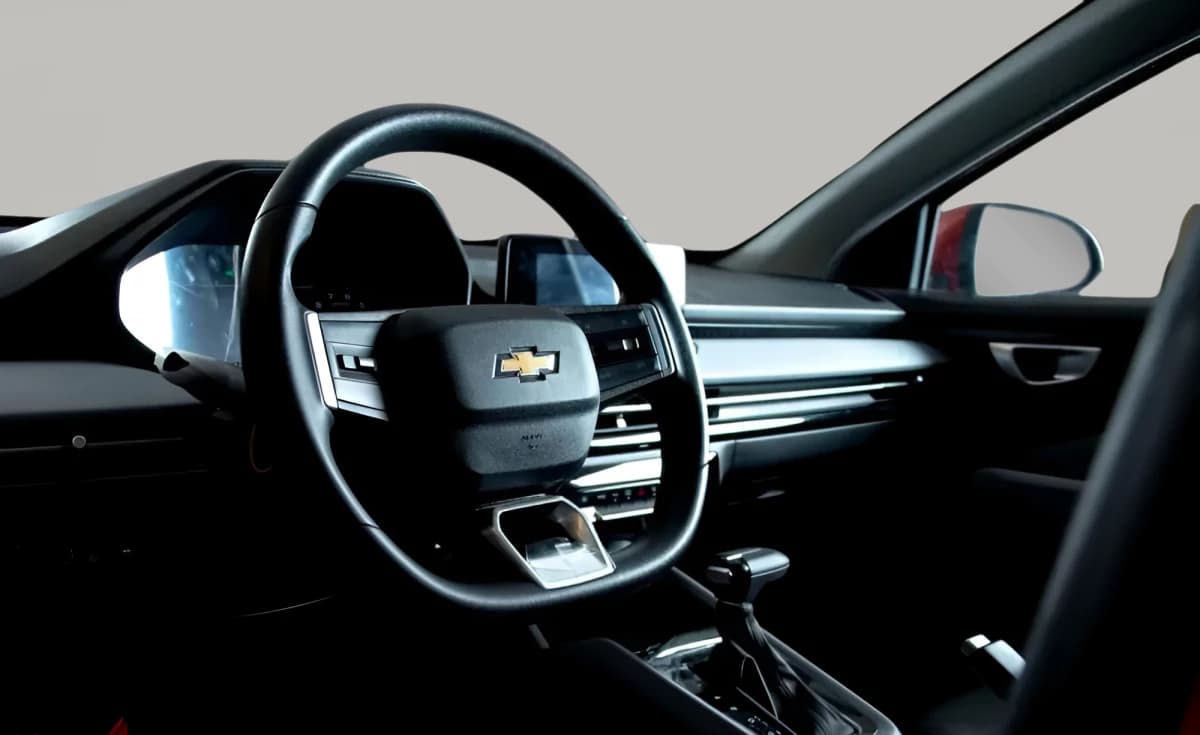 Chevrolet Optra 2025 ال اس أبيض أوتوماتيك — جديدة