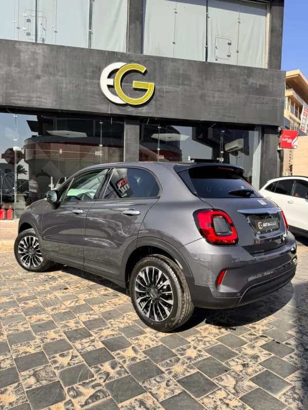 فيات 500 اكس 2026 استندرد رمادي إسمنتي قابض مزدوج — جديدة