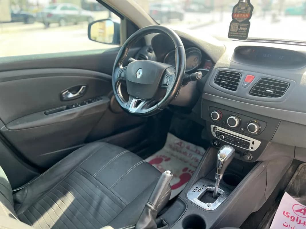 Renault Fluence 2017 PE Mocha Automatic — Used