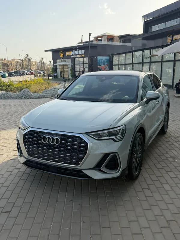 أودي Q3 2023 سبورت باك 1.4 أبيض أوتوماتيك — جديدة