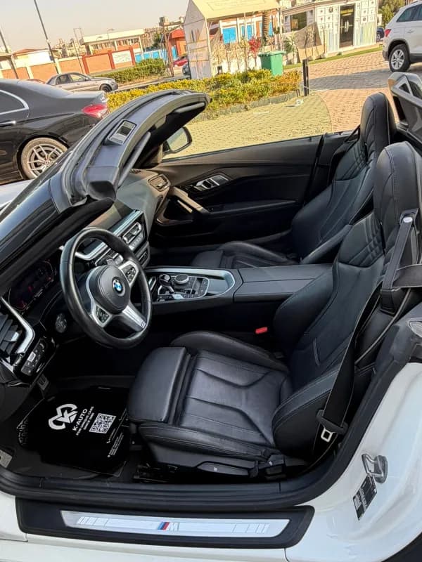 BMW Z4 2022 M3 Convertible White Automatic — Used