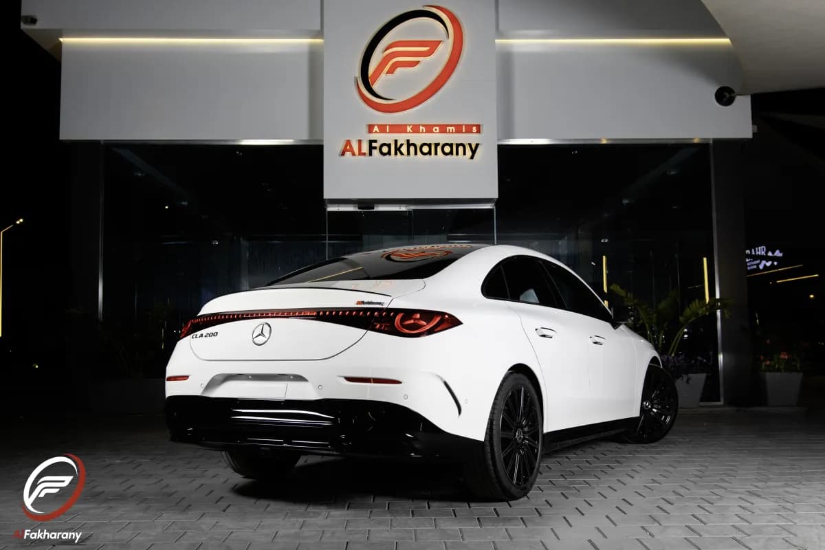 مرسيدس بنز CLA 200 2026 ايه ام جي أبيض أوتوماتيك — جديدة
