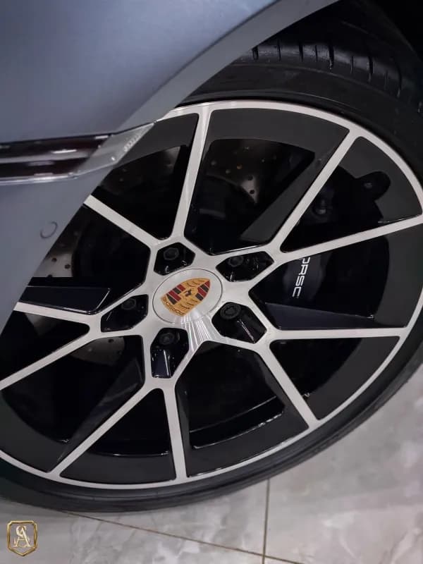 Porsche 911 Careera 2025 Coupe Gray Dual Clutch — New