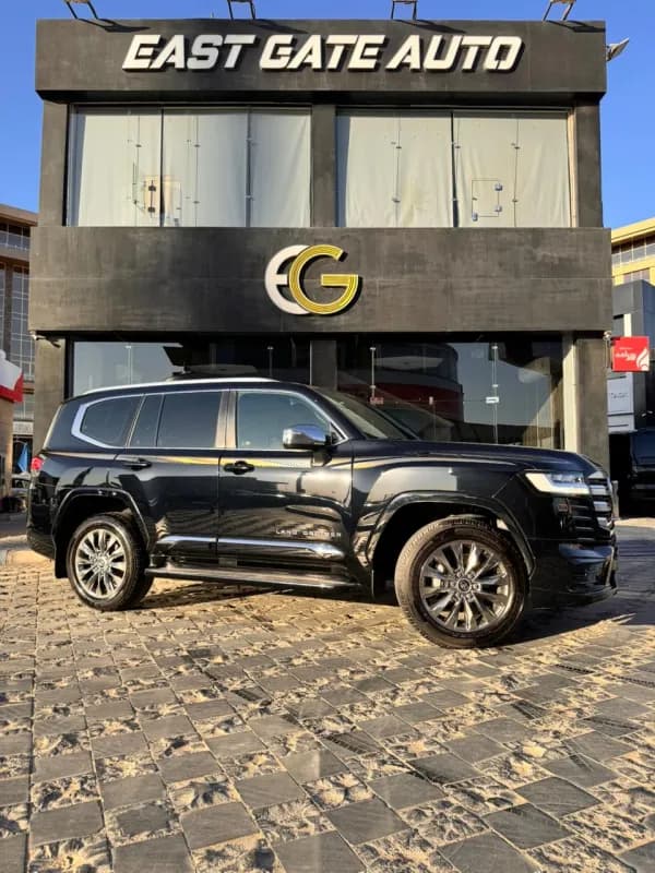 Toyota Land cruiser 2025 VXr Black Automatic — Used