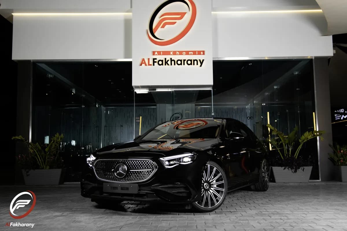 مرسيدس بنز E200 2026 ايه ام جي أسود أوتوماتيك — جديدة