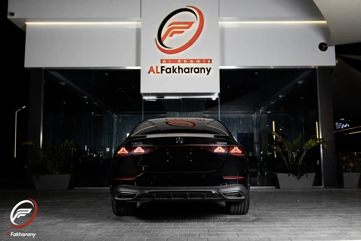 مرسيدس بنز E200 2026 ايه ام جي أسود أوتوماتيك — جديدة