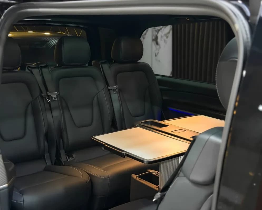 Mercedes-Benz V 300 2026 AMG Black Automatic — New