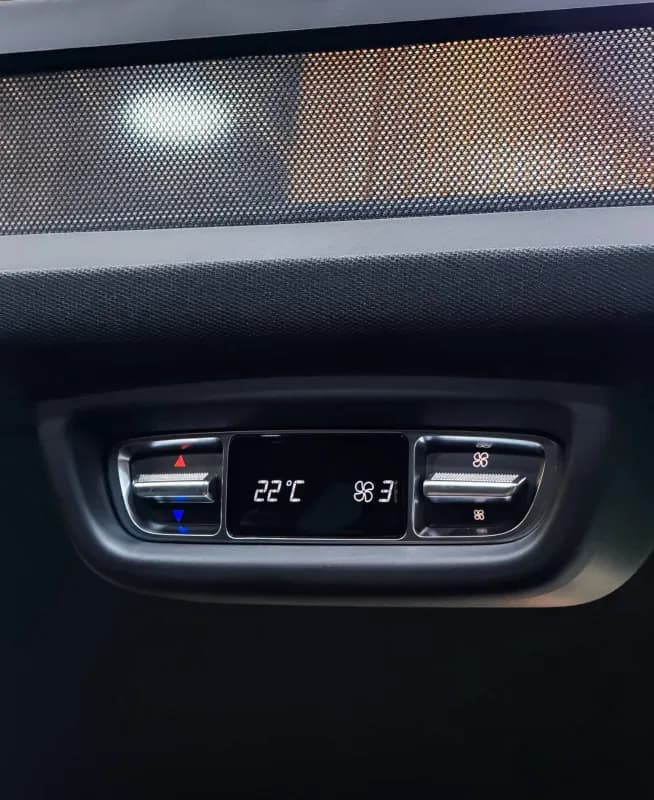 Mercedes-Benz V 300 2026 AMG Black Automatic — New