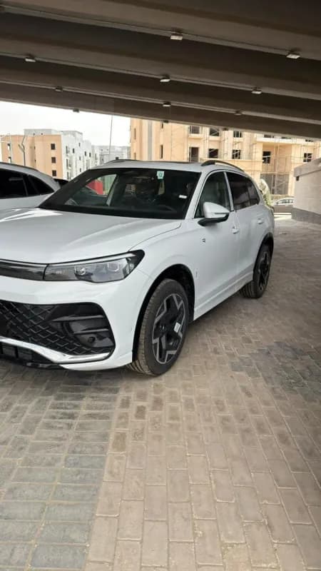 فولكس فاجن تيجوان 2026 ار لاين أبيض أوتوماتيك — جديدة
