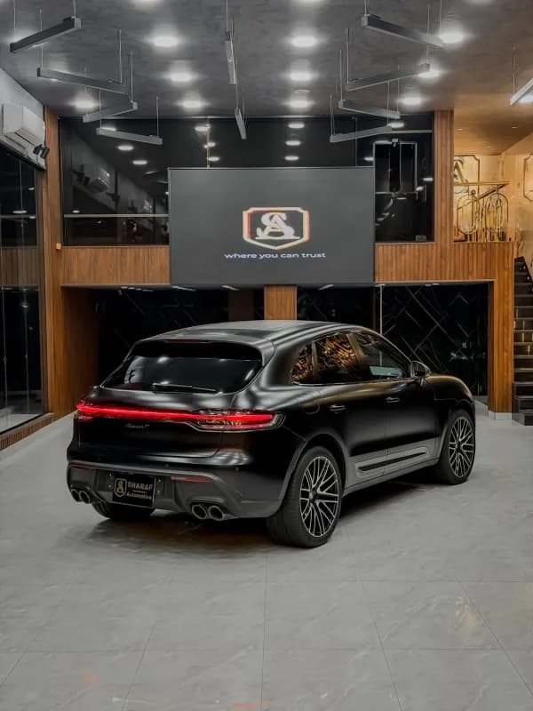 Porsche Macan 2024 T Black Automatic — Used