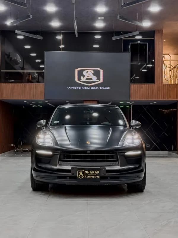 Porsche Macan 2024 T Black Automatic — Used