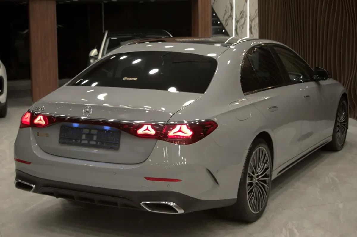 Mercedes-Benz E200 2024 AMG Nardo Gray Automatic — New