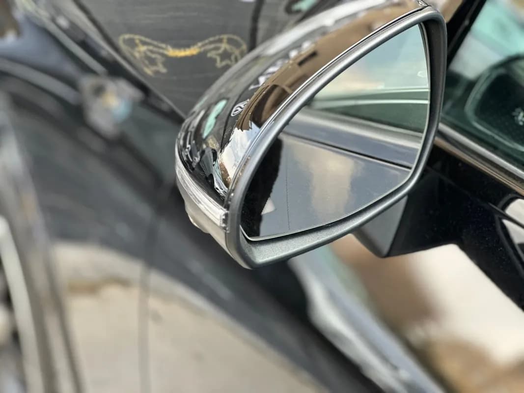 مرسيدس بنز GLC 300 2026 برميم بلس أسود أوتوماتيك — جديدة
