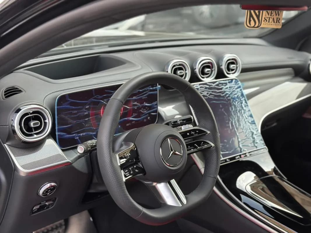 مرسيدس بنز GLC 300 2026 برميم بلس أسود أوتوماتيك — جديدة