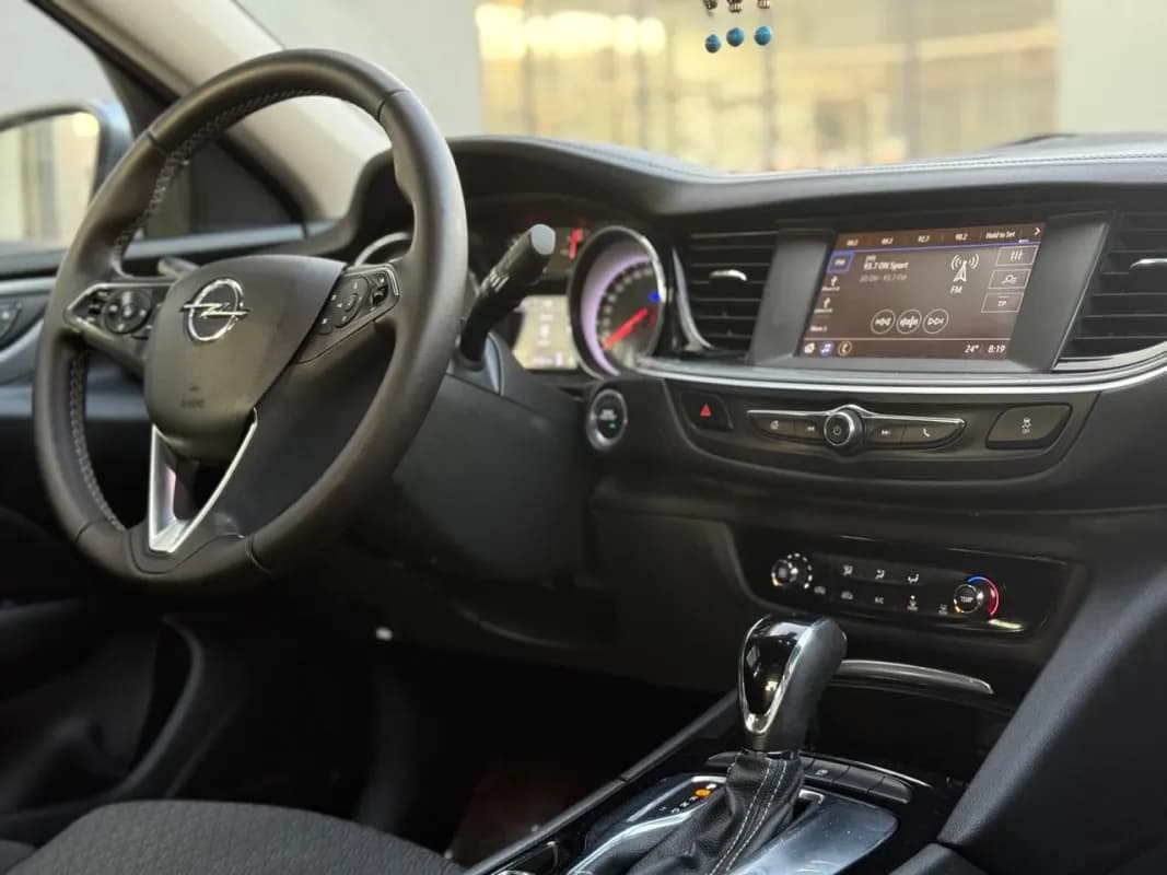 Opel Insignia 2019 Elegance Gray Automatic — Used