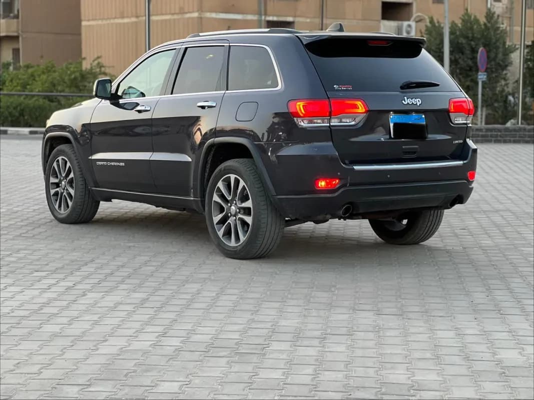 Jeep Grand Cherokee 2017 Limited Black Automatic — Used