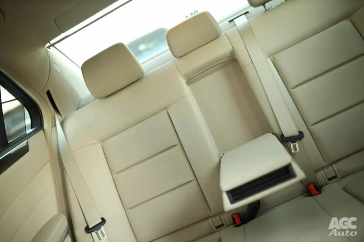 Mercedes-Benz E200 2016 Avantgrade White Automatic — Used