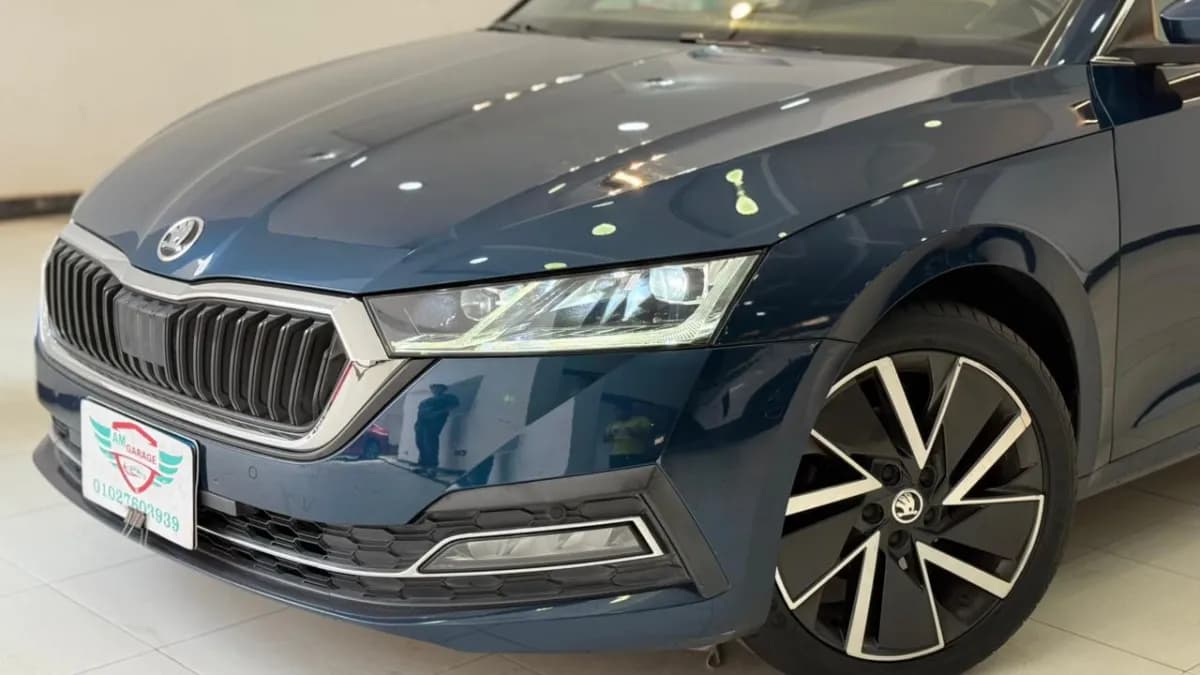 Skoda Octavia A8 2022 Style Plus Blue Automatic — Used