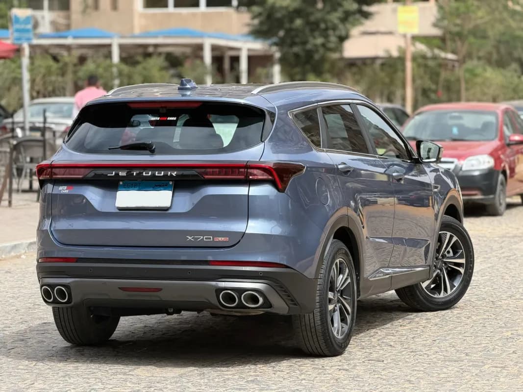 جيتور اكس 70 بلس 2022 لاكشري أزرق الداكن أوتوماتيك — مستعملة