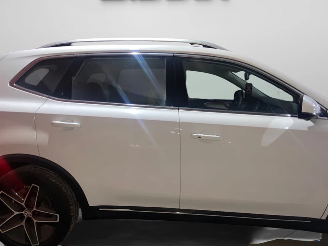 MG RX5 2024 Luxury White Automatic — Used