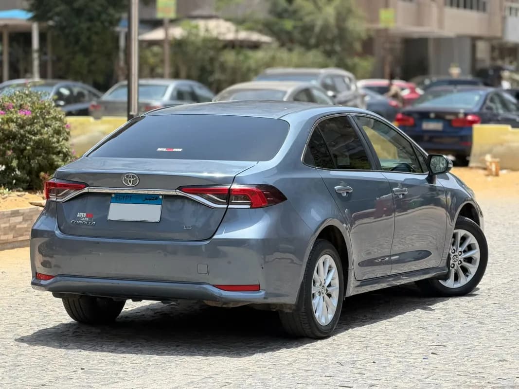 Toyota Corolla 2023 Comfort Gray Automatic — Used