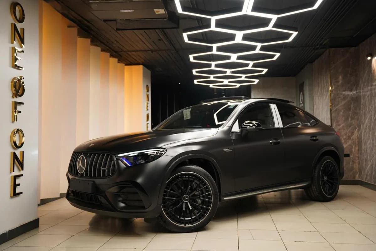 مرسيدس بنز GLC 43 2026 اي ام جي كوبيه أسود أوتوماتيك — جديدة