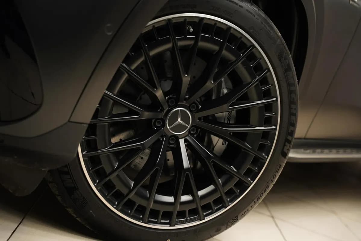 مرسيدس بنز GLC 43 2026 اي ام جي كوبيه أسود أوتوماتيك — جديدة