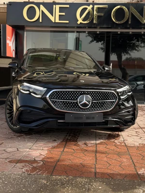 مرسيدس بنز E200 2026 ايه ام جي أسود أوتوماتيك — جديدة