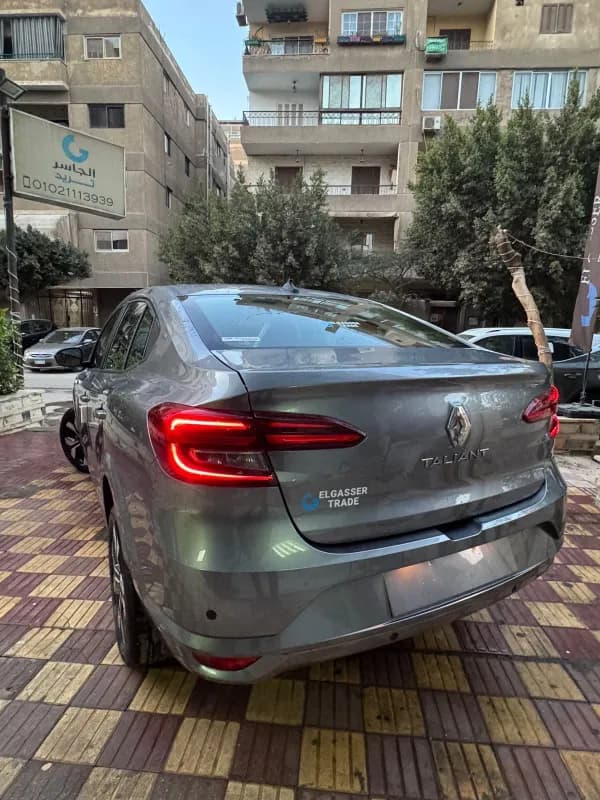 رينو تالينت 2026 بي 1 ايفوليوشن رمادي أوتوماتيك — جديدة