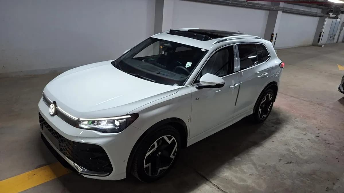 فولكس فاجن تيجوان 2026 ار لاين أبيض أوتوماتيك — جديدة