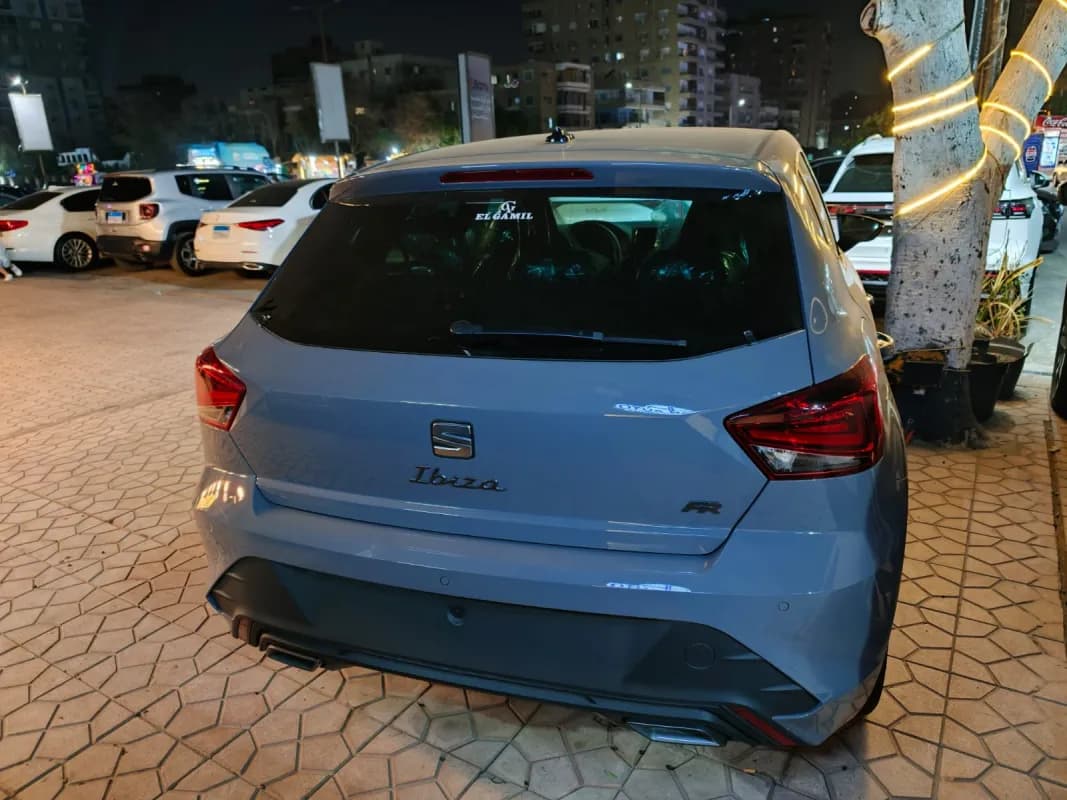 Seat Ibiza 2026 FR Nardo Gray Automatic — New