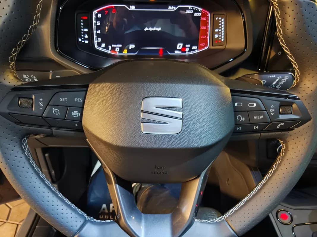 Seat Ibiza 2026 FR Nardo Gray Automatic — New