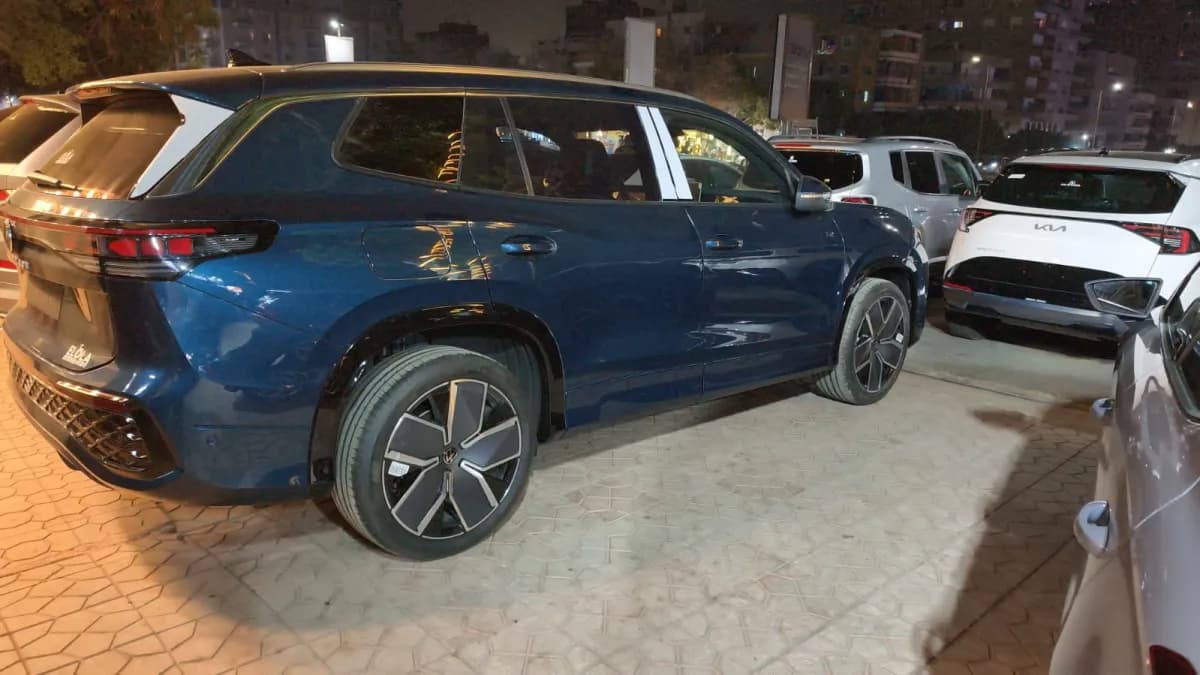 فولكس فاجن Tayron 2026 ار لاين أزرق أوتوماتيك — جديدة