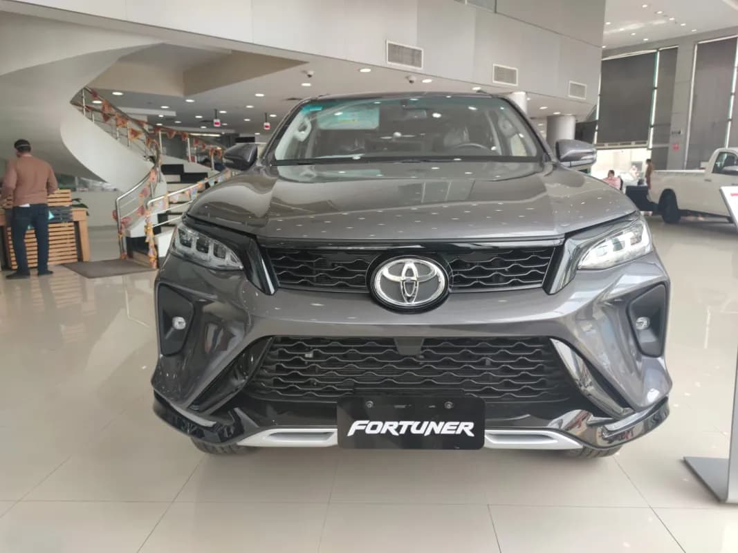 Toyota Fortuner 2027 Sport Gray Automatic — New