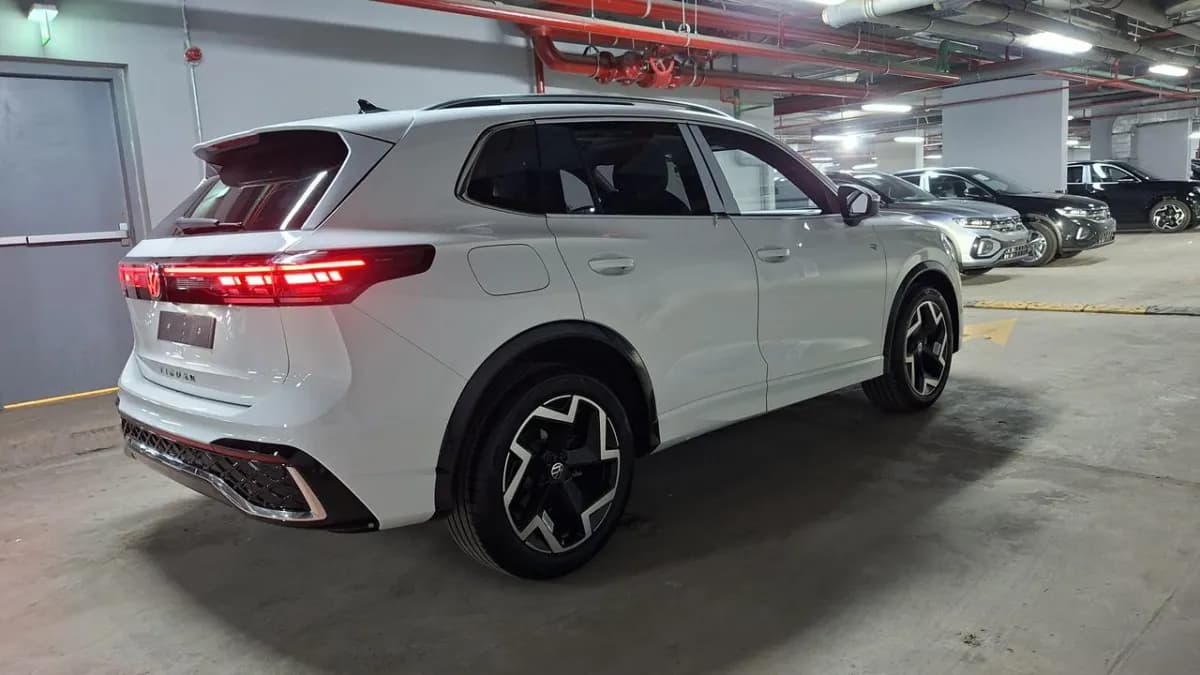 Volkswagen Tiguan 2026 R line White Automatic — New