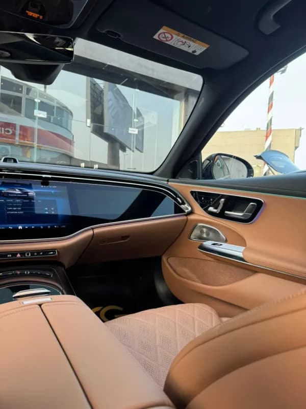 مرسيدس بنز E200 2026 اكسكلوسيف أسود أوتوماتيك — جديدة