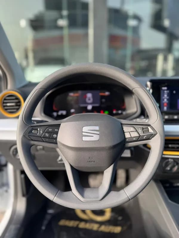 سيات ابيزا 2026 ريفرنس أبيض أوتوماتيك — جديدة