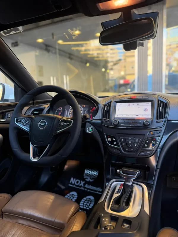 Opel Insignia 2016 Topline White Automatic — Used