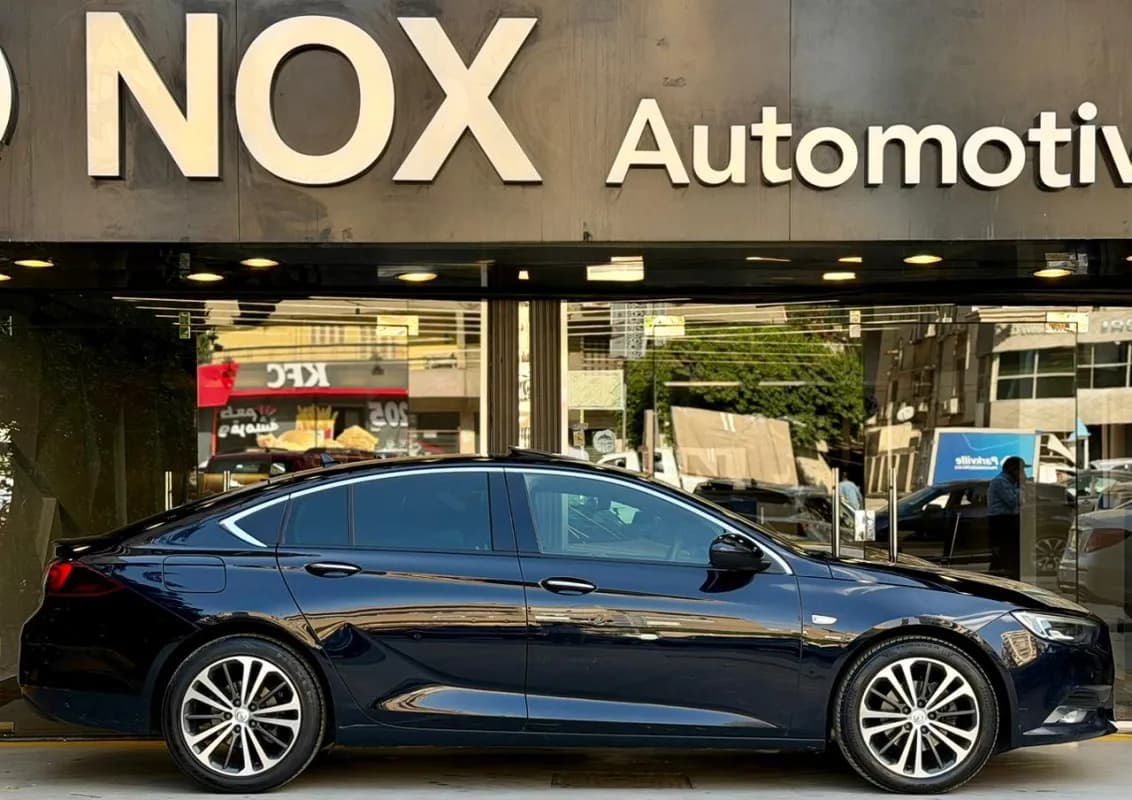 Opel Insignia 2019 Topline Black Automatic — Used
